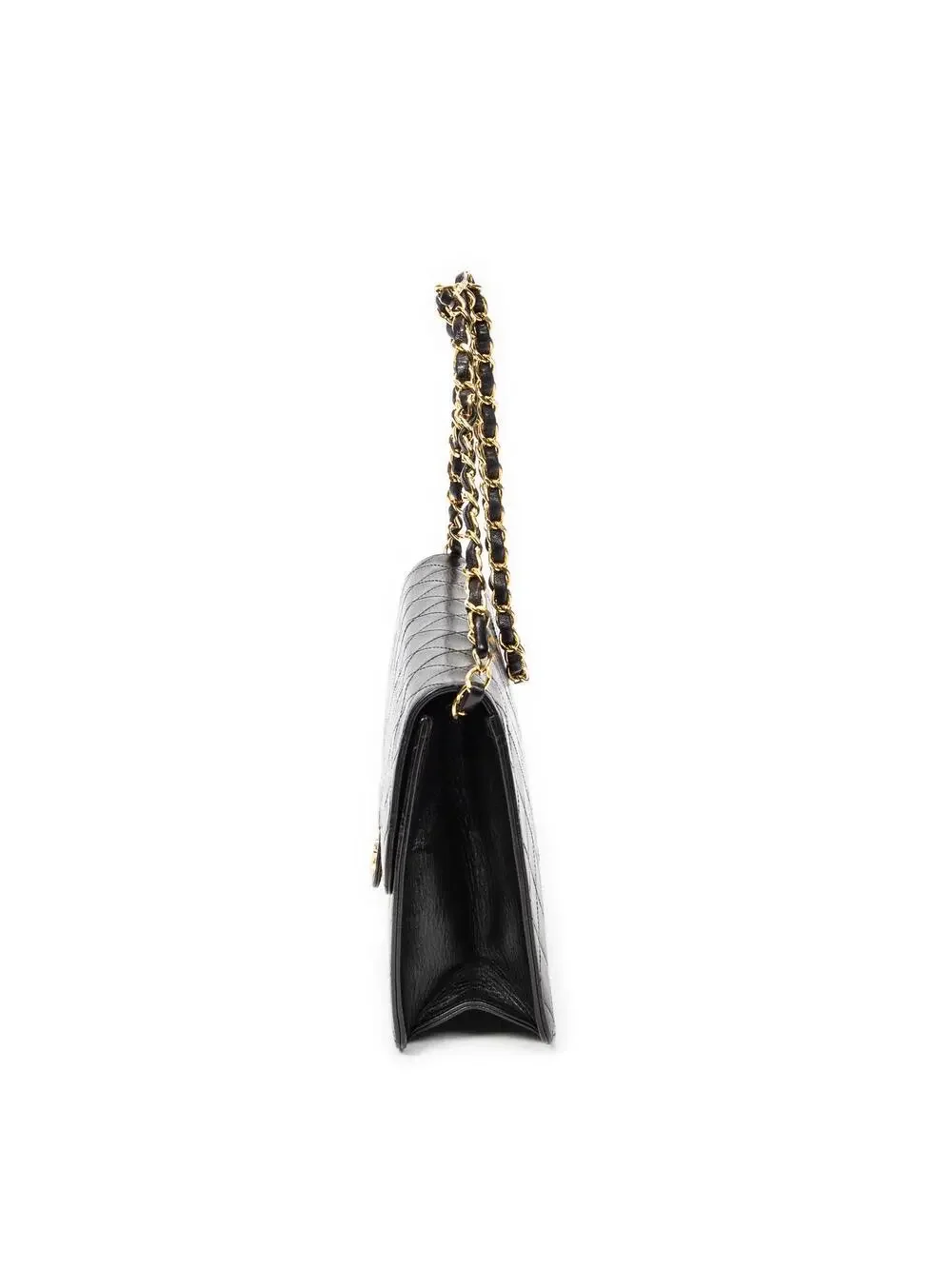 CHANEL elevate your